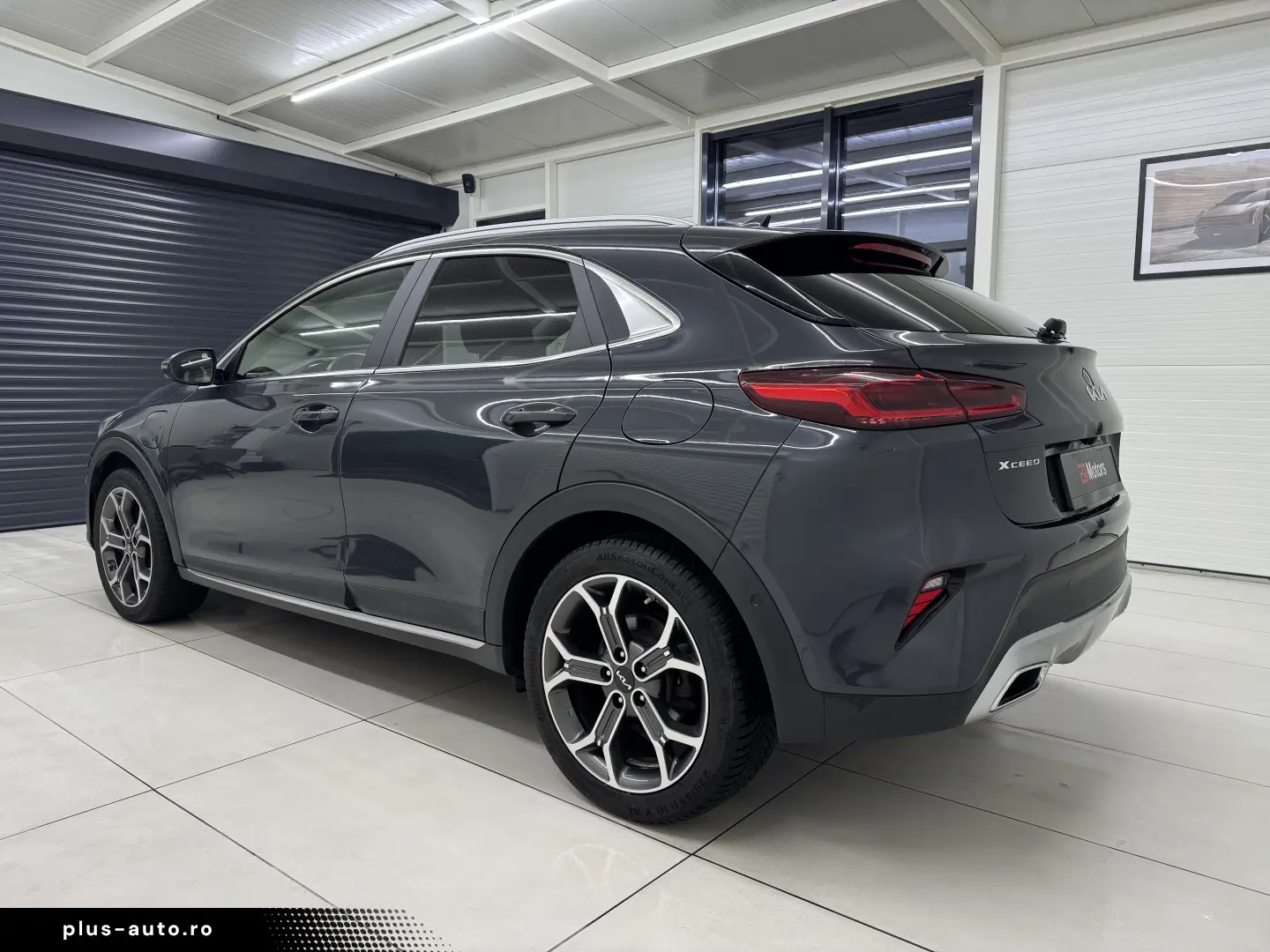 KIA XCEED 141 CP - PLUG-IN HYBRID – PLATINUM