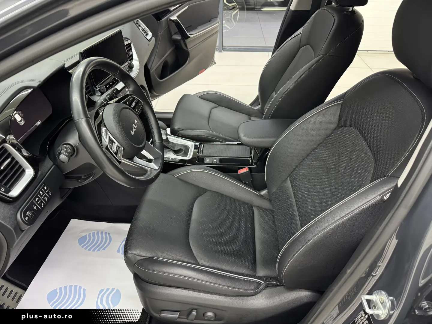 KIA XCEED 141 CP - PLUG-IN HYBRID – PLATINUM