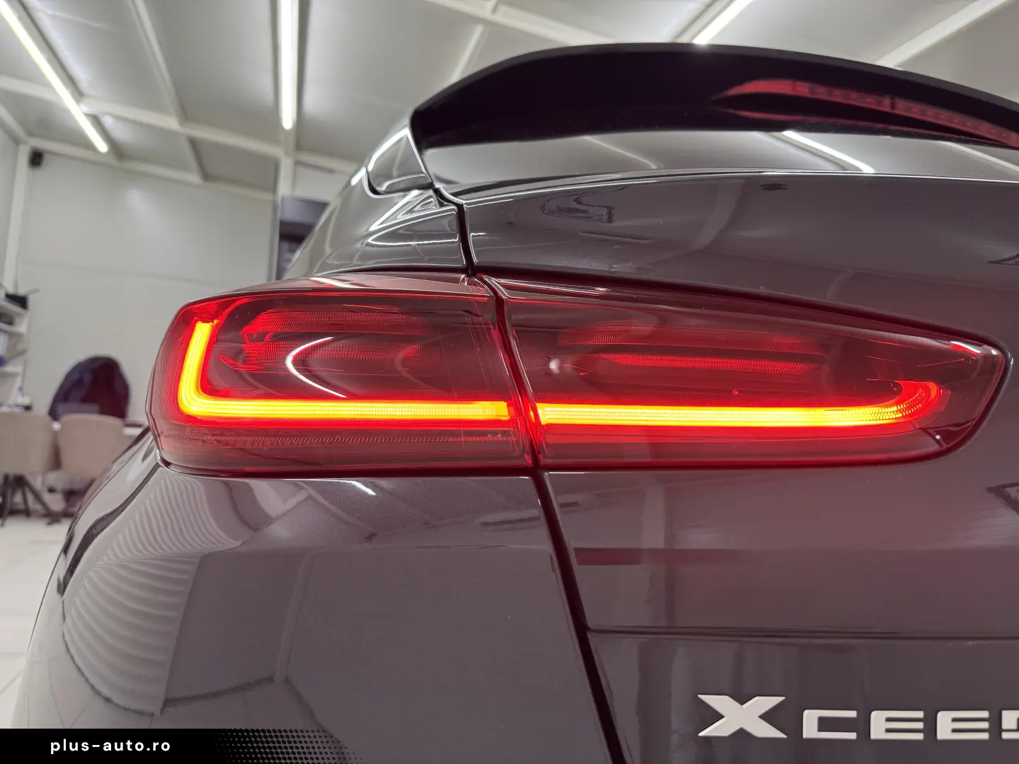 KIA XCEED 141 CP - PLUG-IN HYBRID – PLATINUM