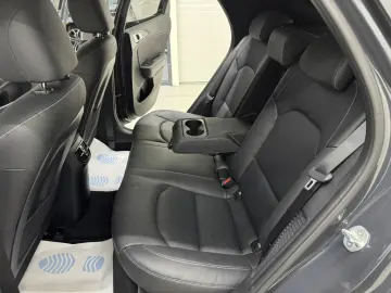 KIA XCEED 141 CP - PLUG-IN HYBRID – PLATINUM