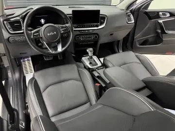 KIA XCEED 141 CP - PLUG-IN HYBRID – PLATINUM