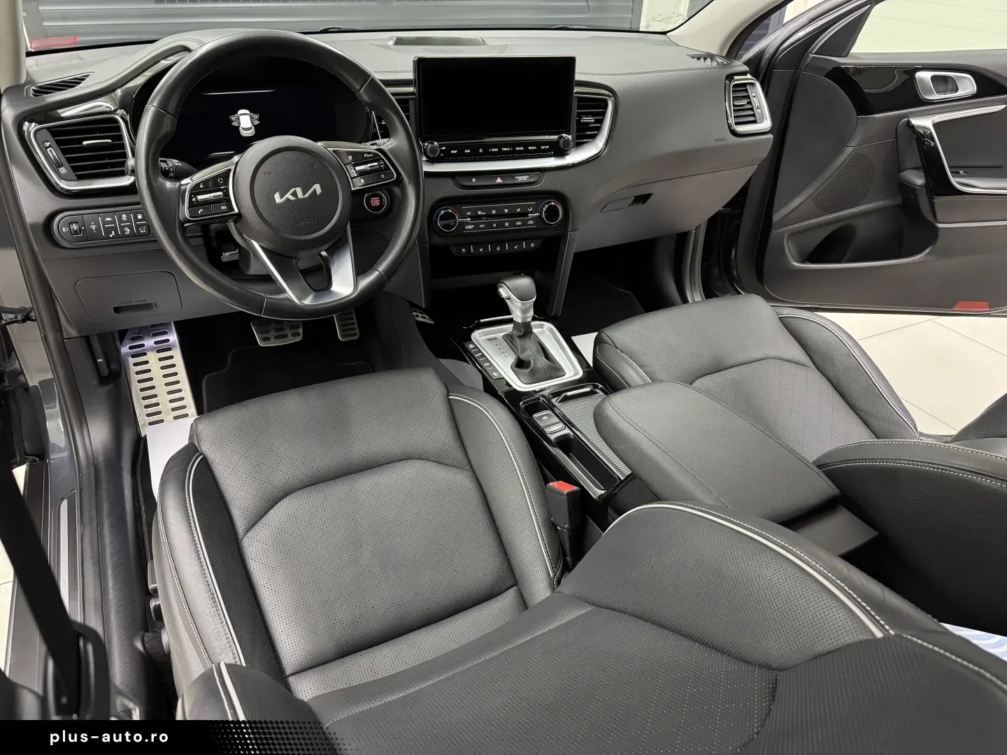 KIA XCEED 141 CP - PLUG-IN HYBRID – PLATINUM