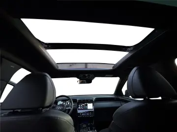 HYUNDAI TUCSON 265 CP - PLUG-IN HYBRID 4WD - N LINE