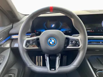 BMW i5 M60 xDrive M Sport