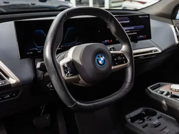 BMW iX SportxDrive40