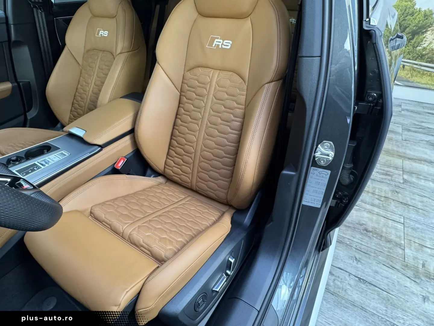 AUDI RS6 HeadUP MatrixLED Pano B&O 360