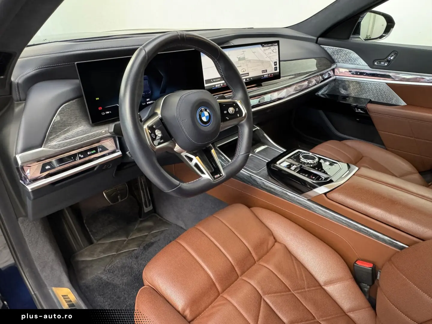 BMW i7 xDriveM70 Executive Lounge B&W