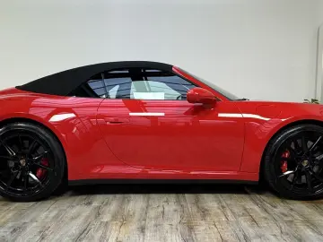 Porsche 992 S Cabrio Sportabgas