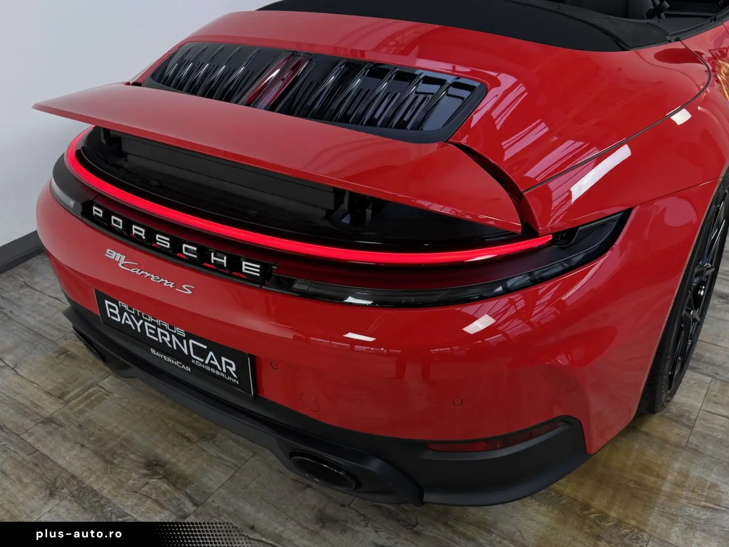 Porsche 992 S Cabrio Sportabgas