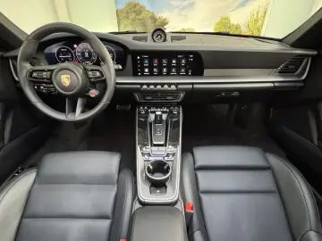 Porsche 992 S Cabrio Sportabgas