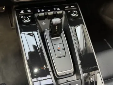 Porsche 992 S Cabrio Sportabgas