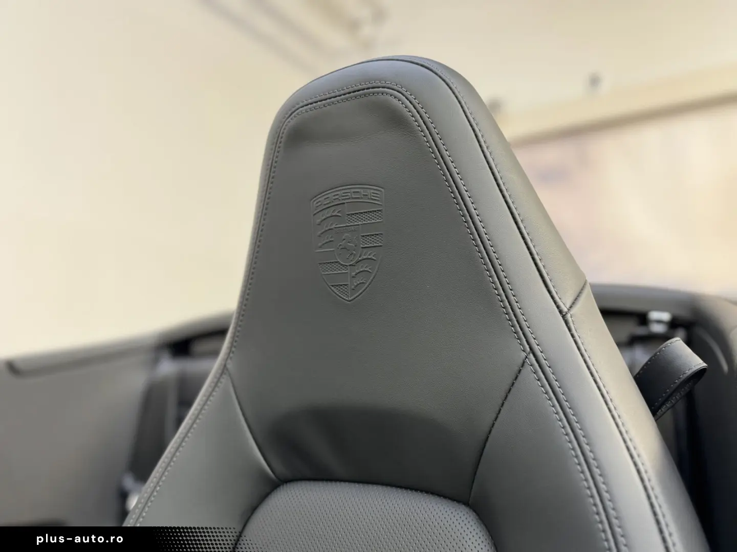 Porsche 992 S Cabrio Sportabgas