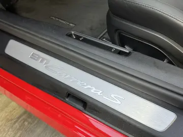 Porsche 992 S Cabrio Sportabgas