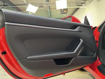 Porsche 992 S Cabrio Sportabgas