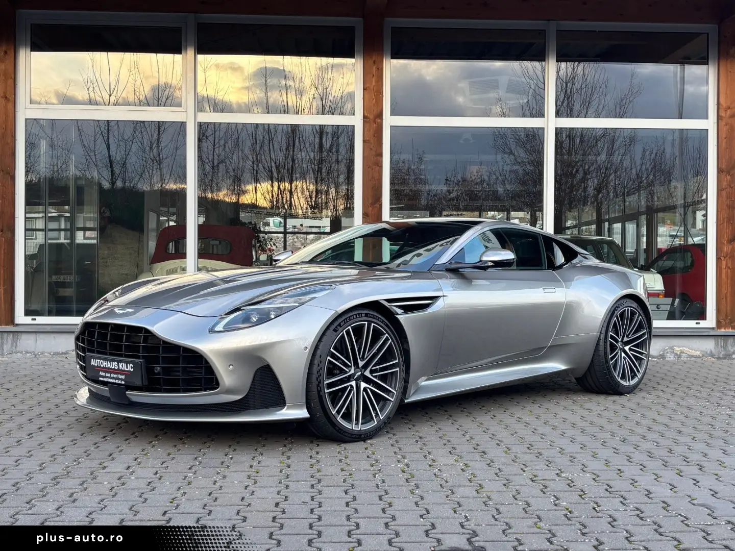 DB12 4.0 V8 Keramik Carbon-Seats BRD