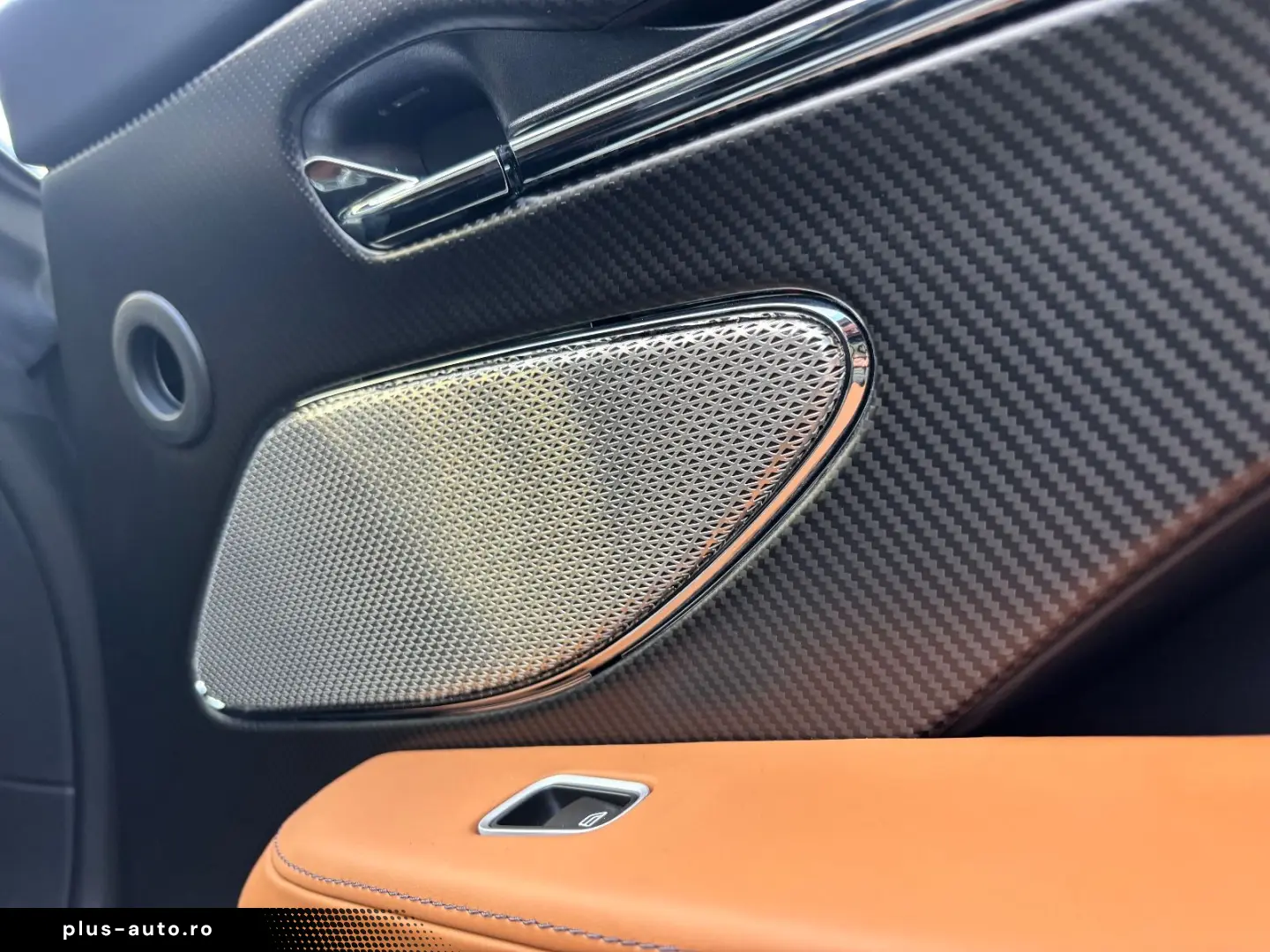 DB12 4.0 V8 Keramik Carbon-Seats BRD