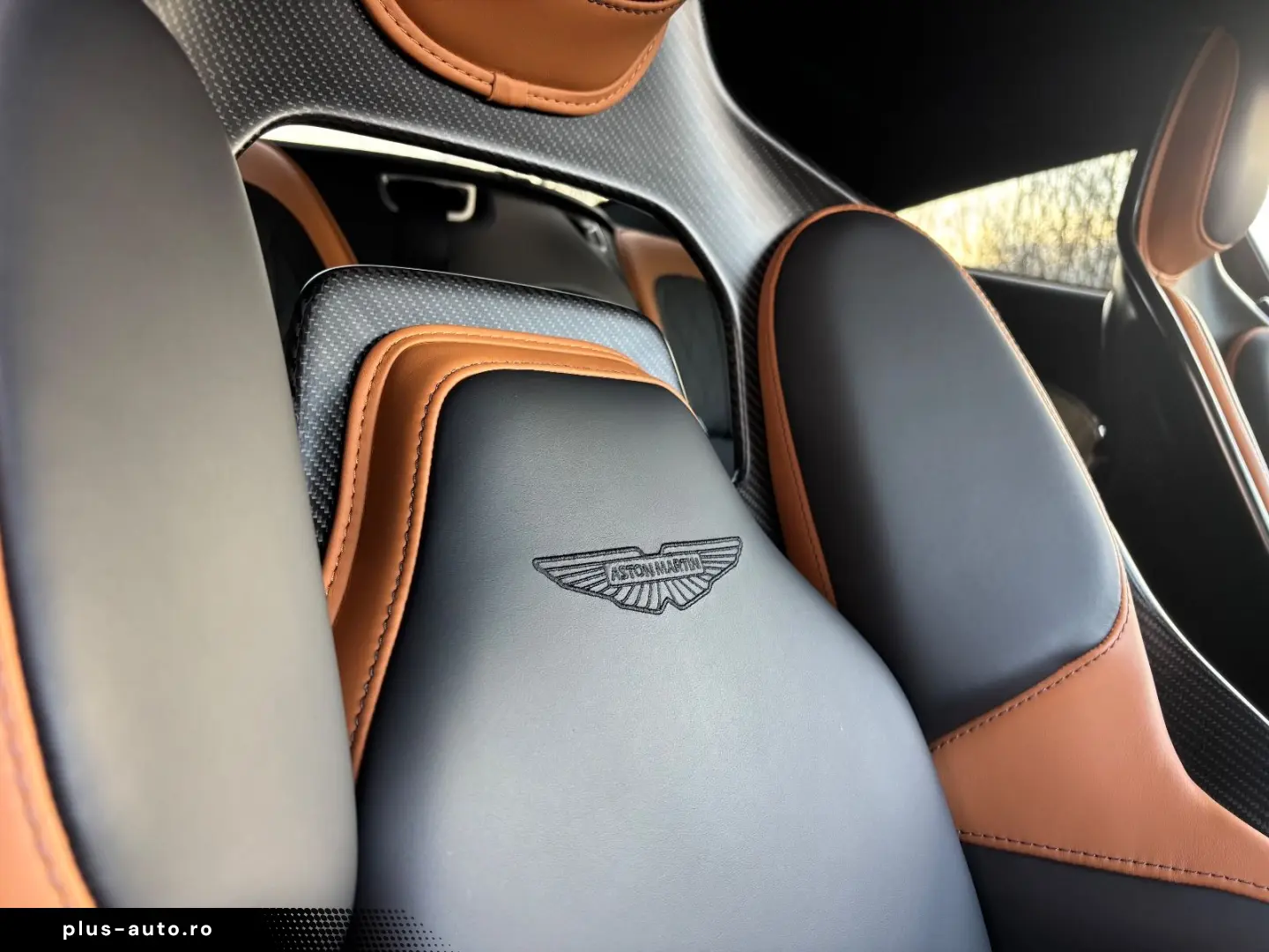 DB12 4.0 V8 Keramik Carbon-Seats BRD