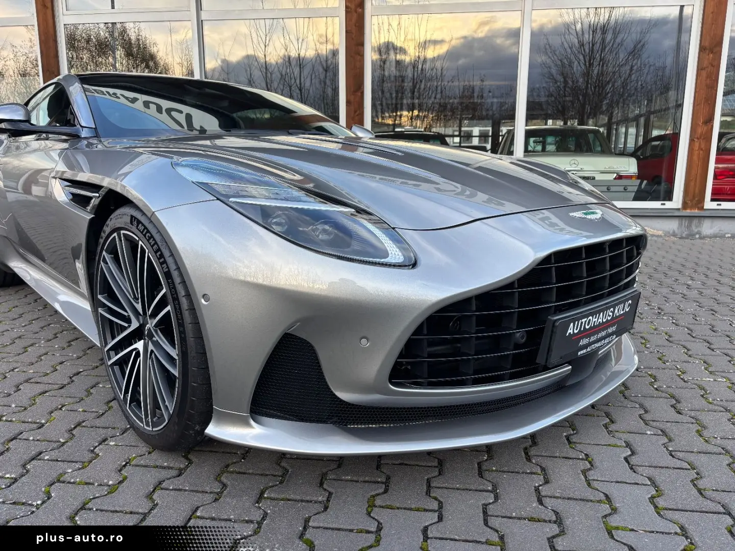 DB12 4.0 V8 Keramik Carbon-Seats BRD