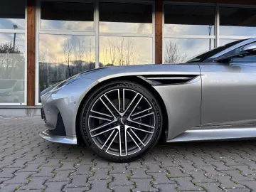 DB12 4.0 V8 Keramik Carbon-Seats BRD