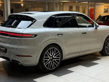 Porsche Cayenne S