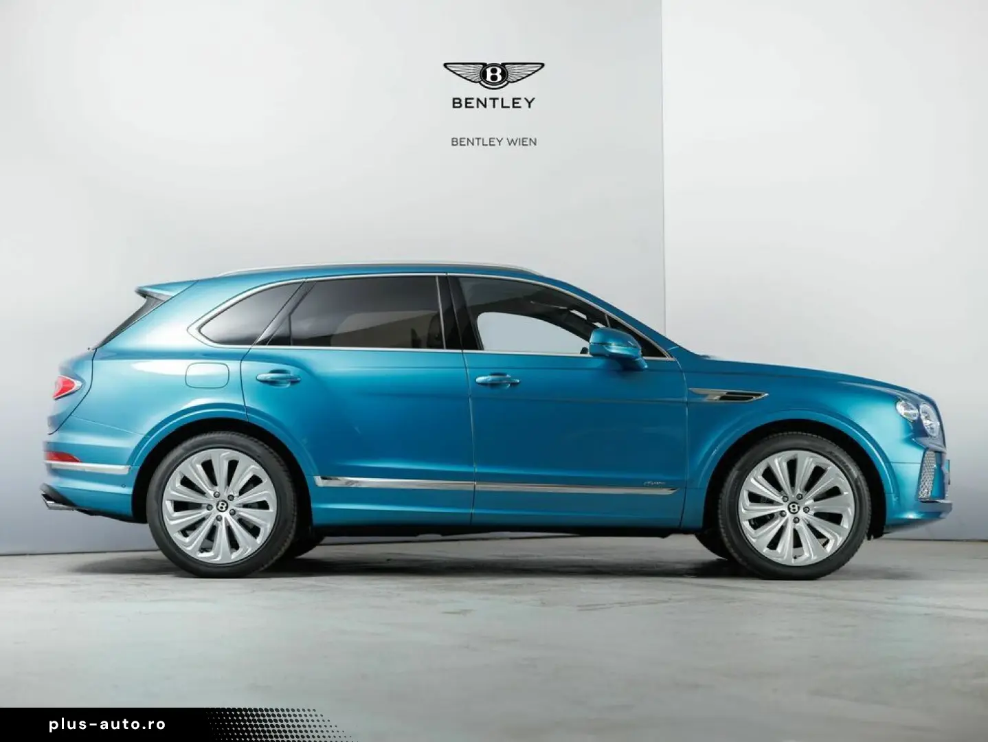 Bentley Bentayga Azure Hybrid