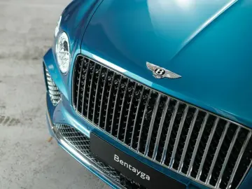 Bentley Bentayga Azure Hybrid