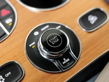 Bentley Bentayga Azure Hybrid