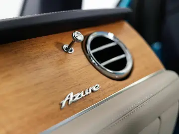 Bentley Bentayga Azure Hybrid