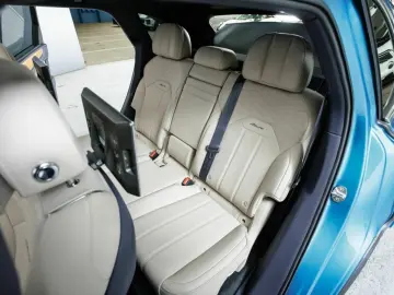 Bentley Bentayga Azure Hybrid