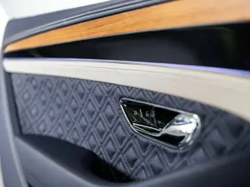 Bentley Continental GT Azure