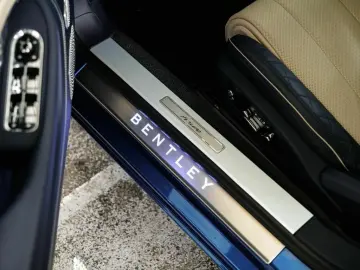 Bentley Continental GT Azure