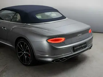 BENTLEY Continental GTC Azure V8