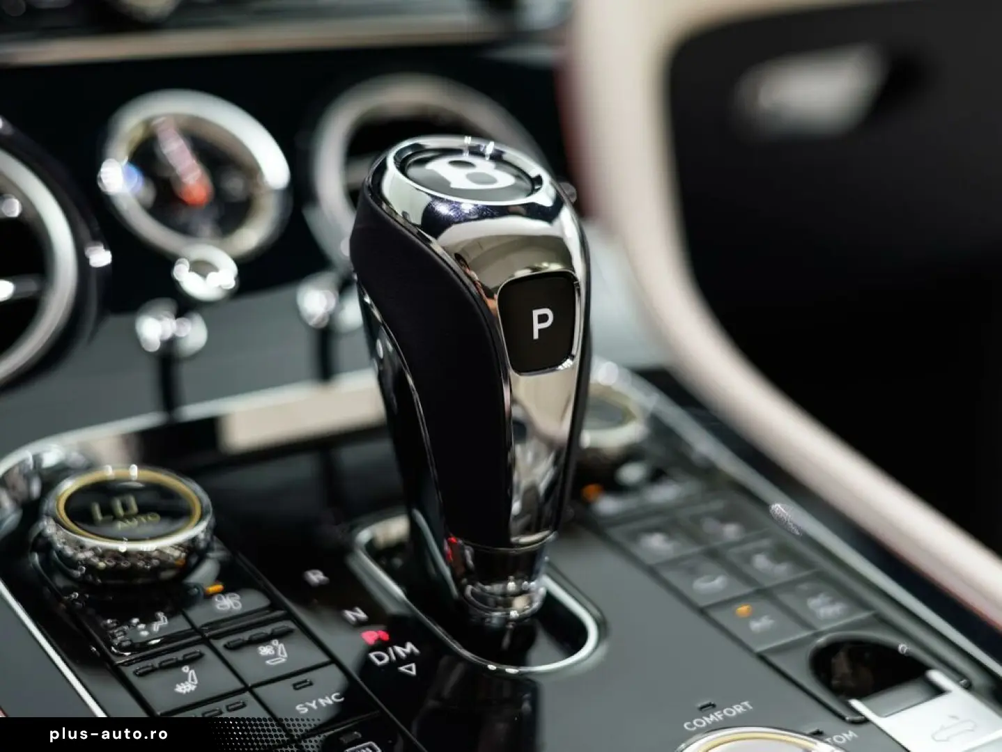 BENTLEY Continental GTC Azure V8