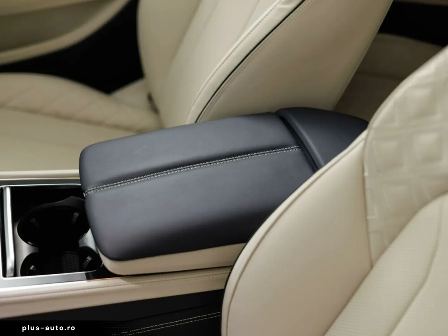 BENTLEY Continental GTC Azure V8