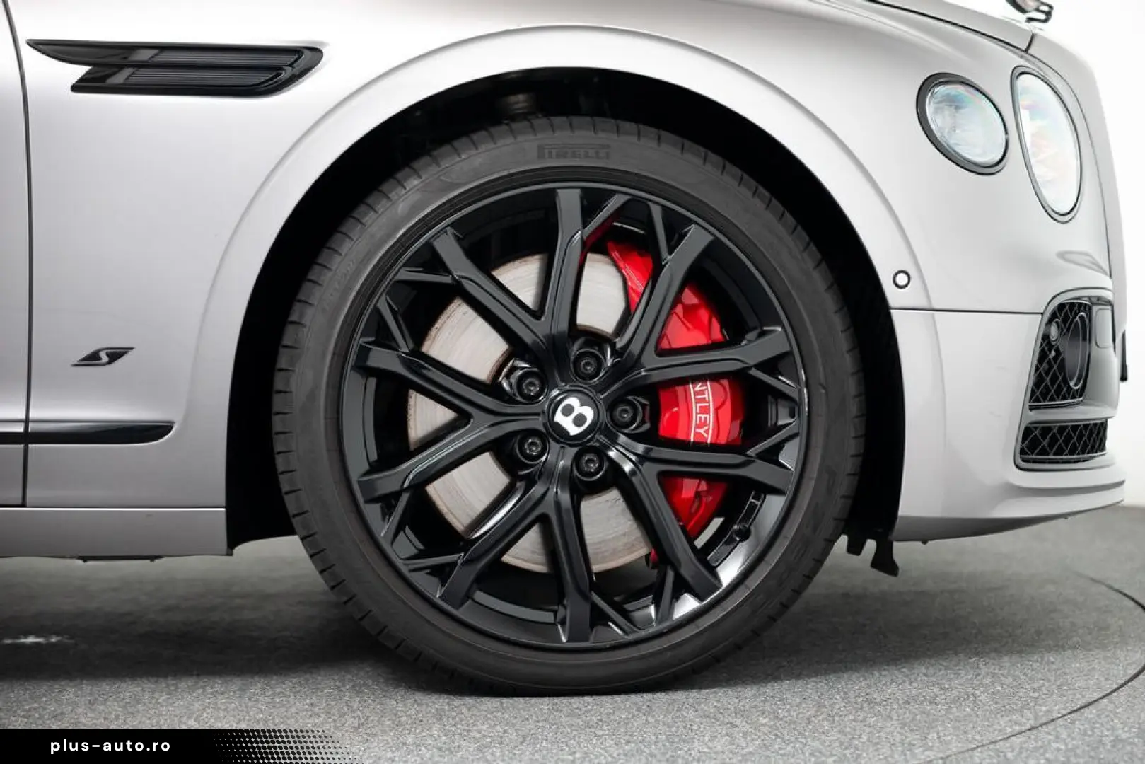 Bentley Flying Spur S V8