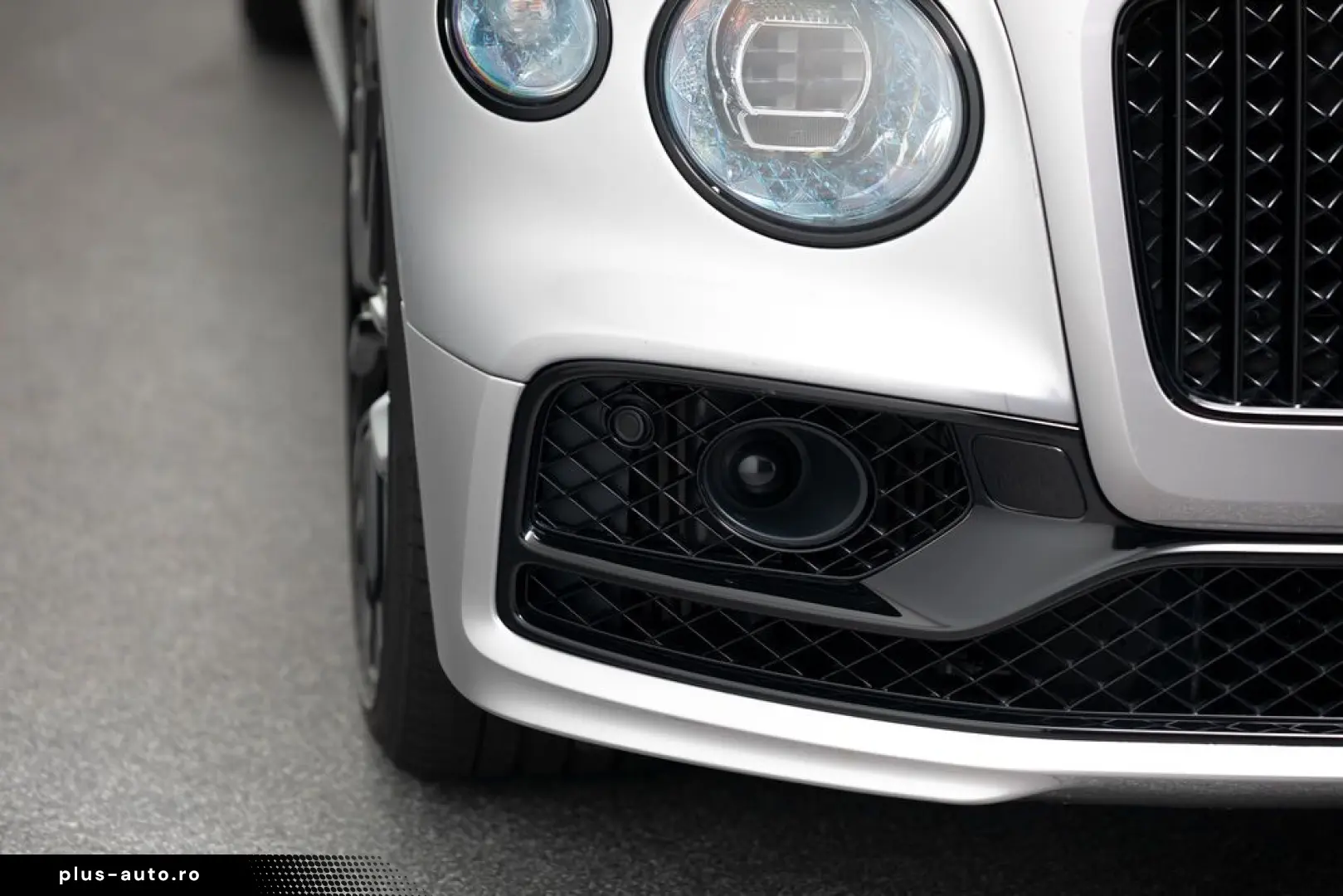 Bentley Flying Spur S V8