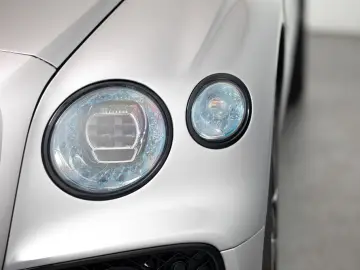 Bentley Flying Spur S V8