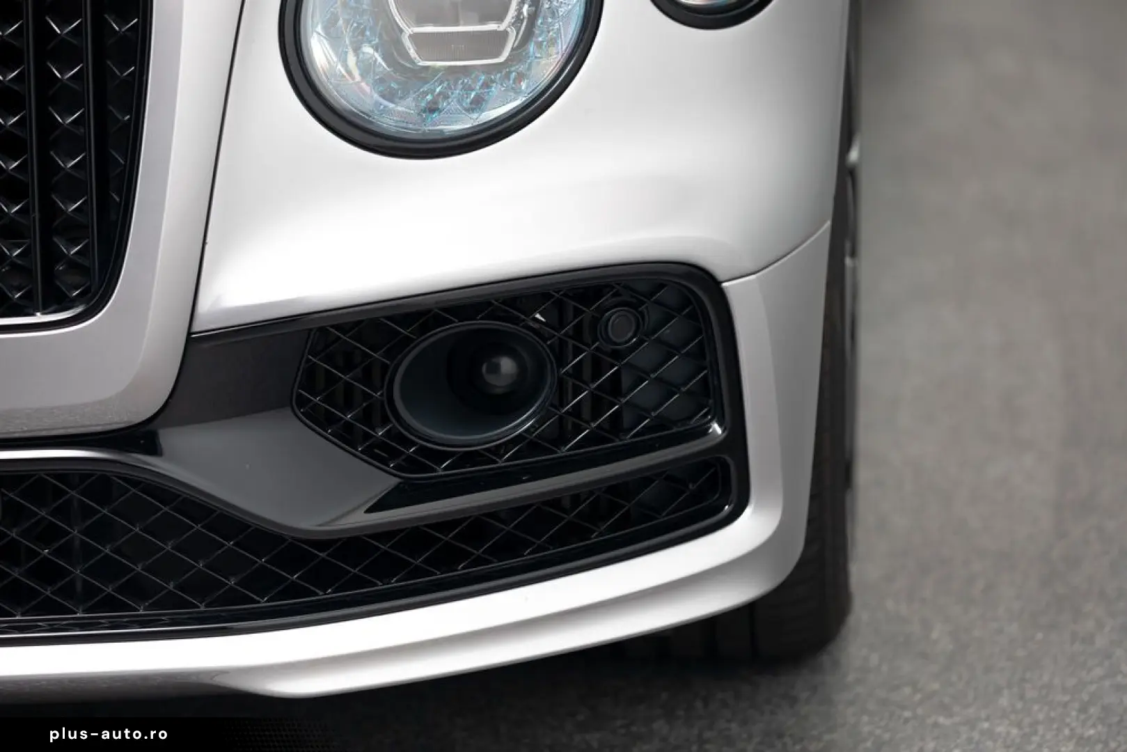 Bentley Flying Spur S V8