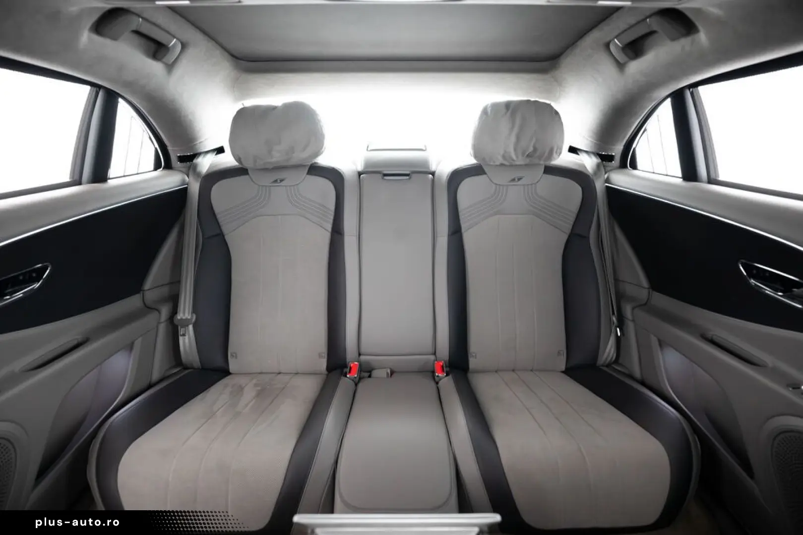 Bentley Flying Spur S V8