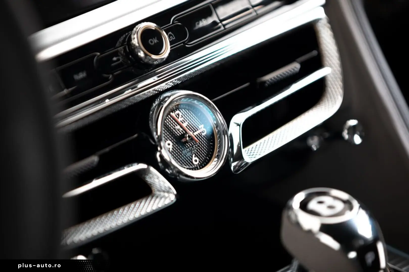 Bentley Flying Spur S V8