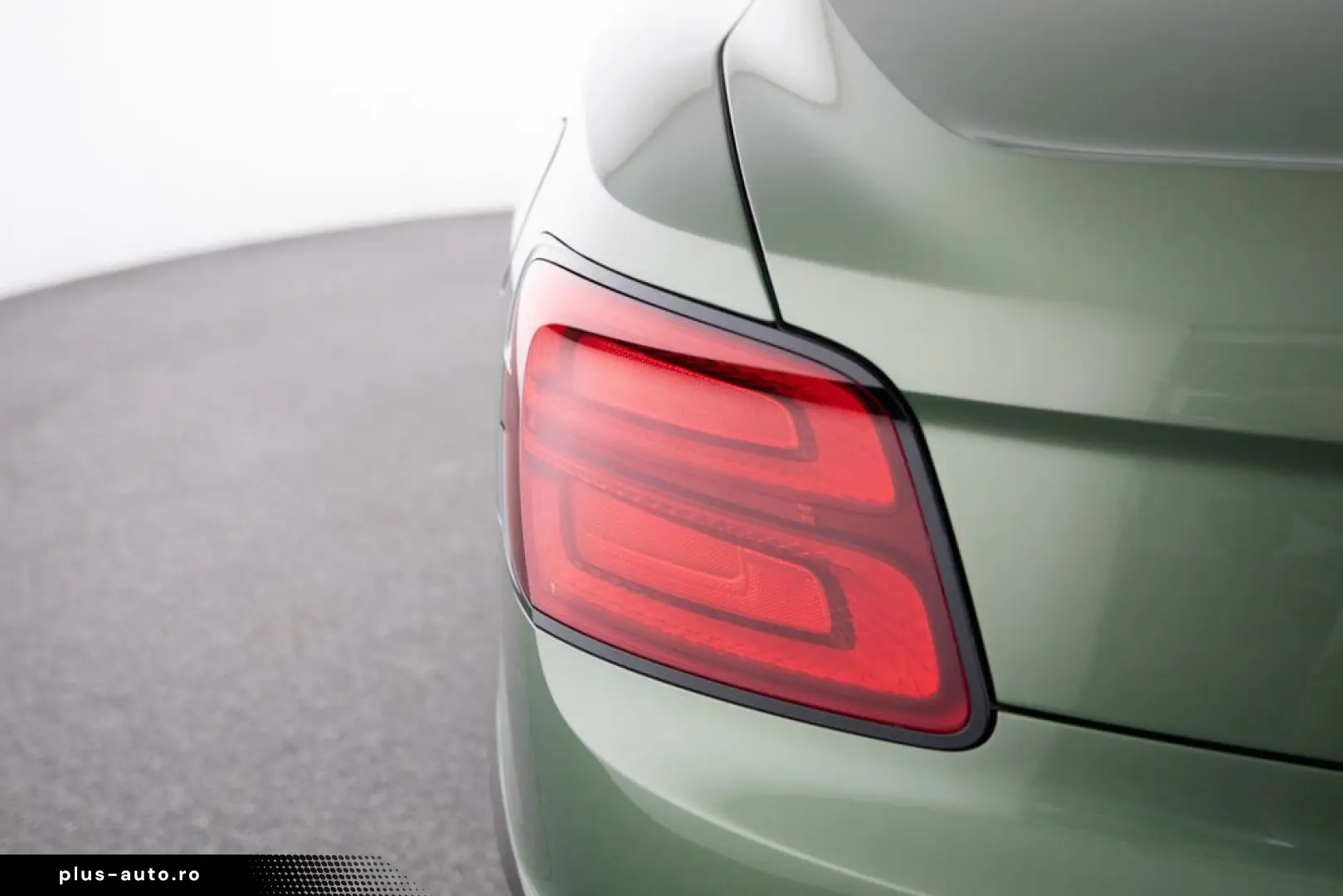 Bentley Flying Spur Speed V8 Hybrid