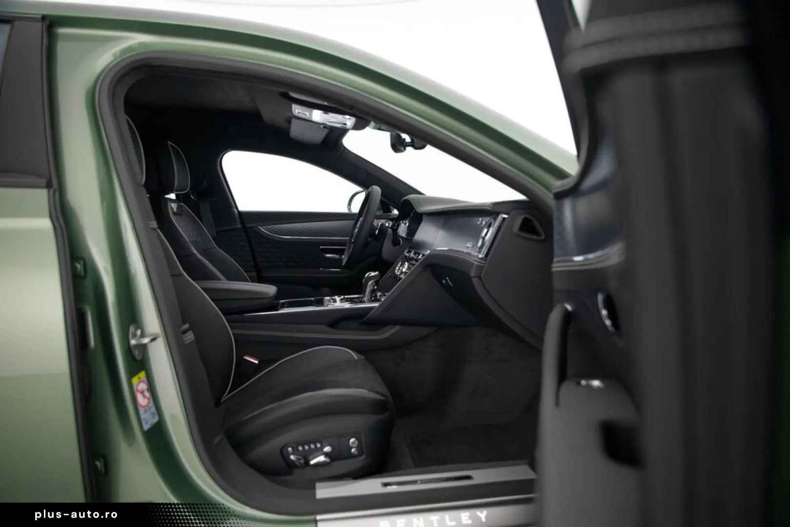 Bentley Flying Spur Speed V8 Hybrid