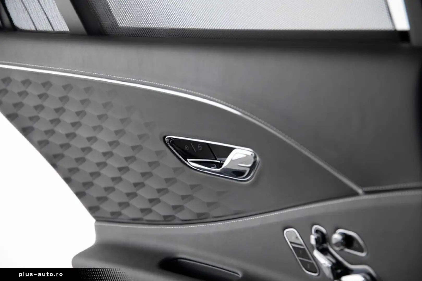 Bentley Flying Spur Speed V8 Hybrid