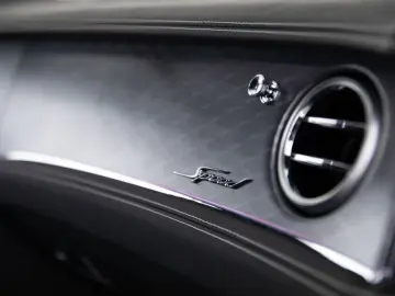 Bentley Flying Spur Speed V8 Hybrid