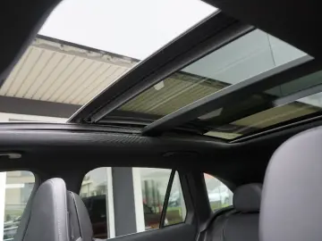 Mercedes Benz - GLC 300 de 4M AMG