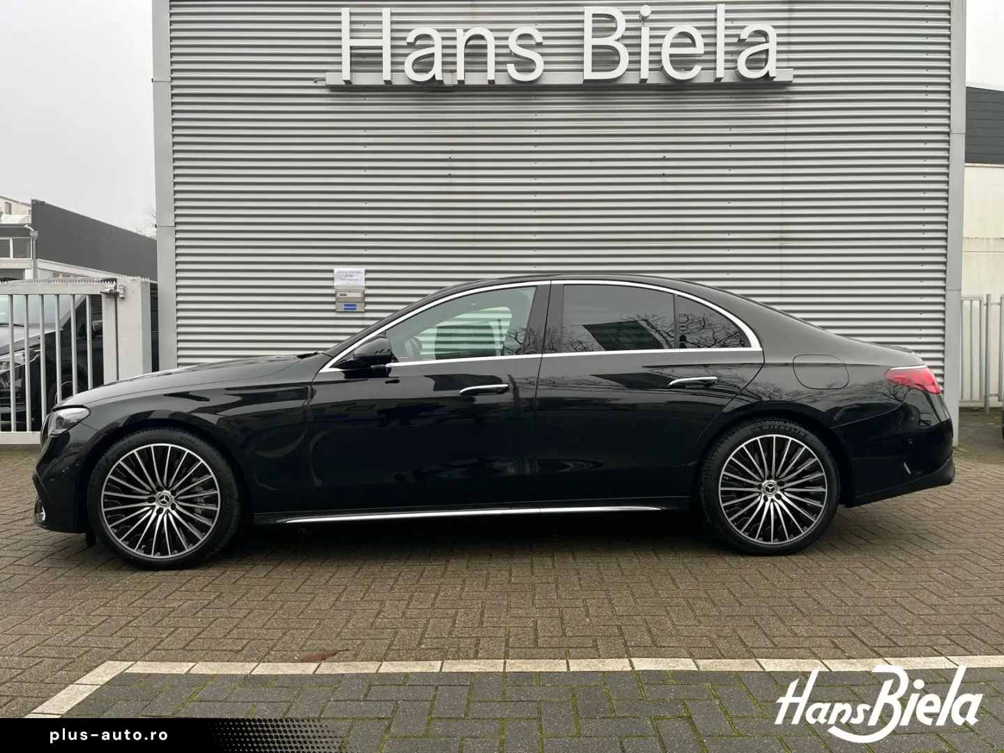 E 300 e 4M AMG Prem  20  Pano Bur Dig.Li AHK HUD