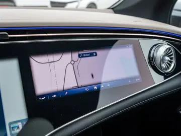 EQE 500 4M AMG Sport Premium Hyperscreen Distr.