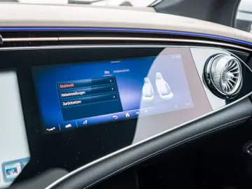 EQE 500 4M AMG Sport Premium Hyperscreen Distr.