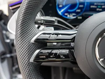 EQE 500 4M AMG Sport Premium Hyperscreen Distr.