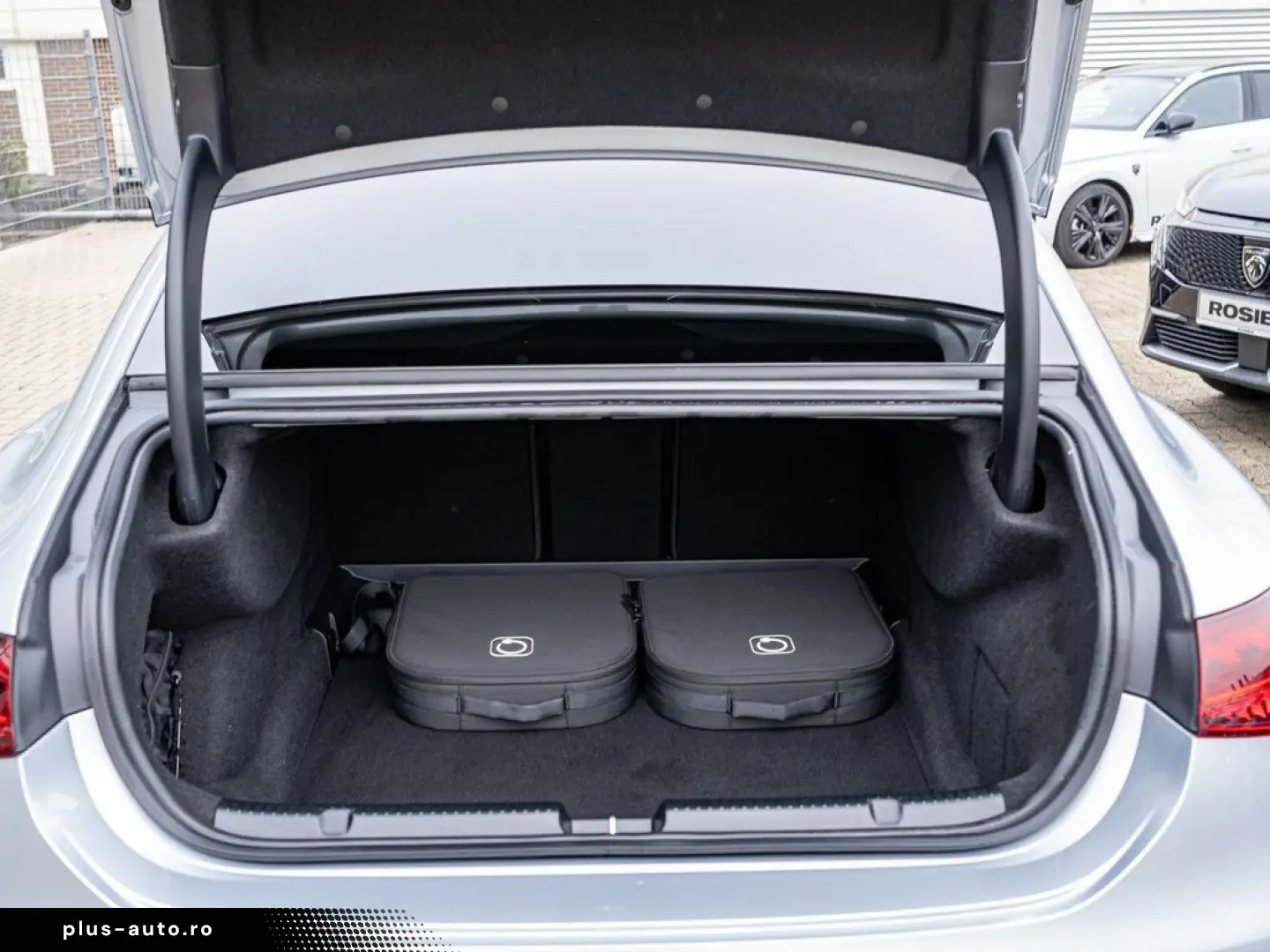 EQE 500 4M AMG Sport Premium Hyperscreen Distr.